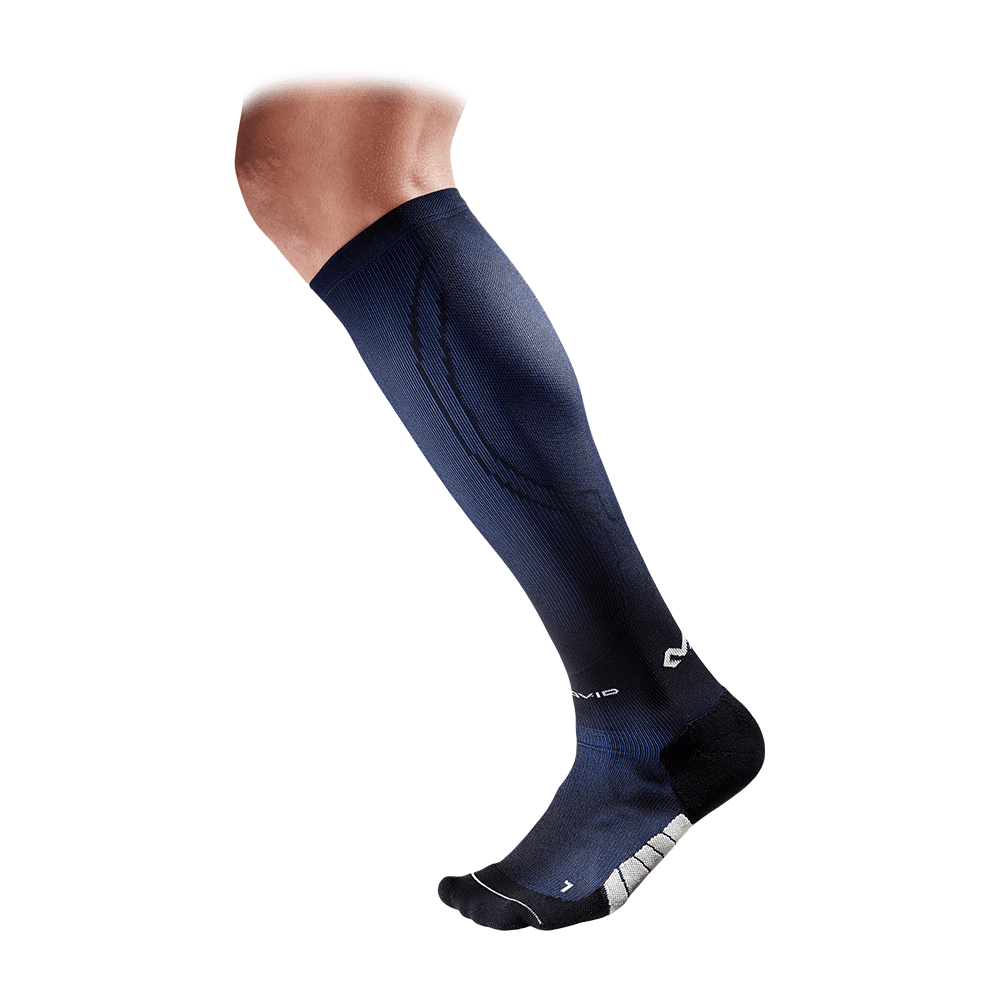 McDavid 10020 Compression 3/4 Length Tight with Knee Support, Black